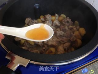 栗子焖鸡的做法步骤:8