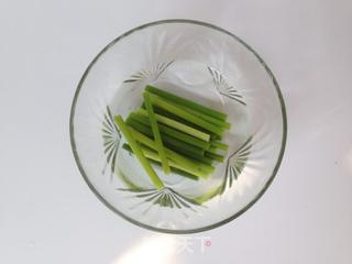 芝士培根蒜苗卷的做法步骤:5