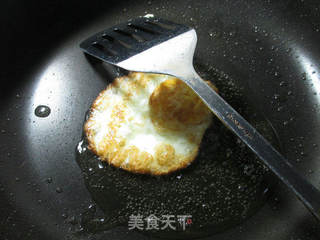 ＃信任之美＃青菜荷叶蛋排骨汤的做法步骤：2