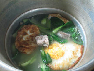 ＃信任之美＃青菜荷叶蛋排骨汤的做法步骤：10