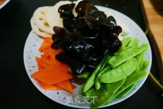#信任之美#荷塘小炒的做法步骤：1