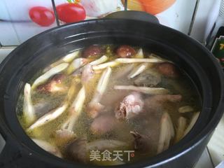 #信任之美#鸡枞菌土鸡汤的做法步骤：11
