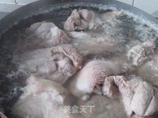 #信任之美#梅干菜冰糖肘子的做法步骤:2