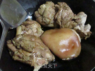 #信任之美#梅干菜冰糖肘子的做法步骤:7