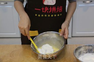 北海道戚风蛋糕的做法步骤:8