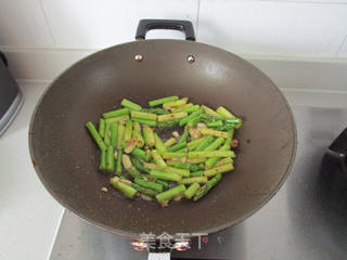 #信任之美#黑椒芦笋牛肉的做法步骤:8
