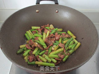 #信任之美#黑椒芦笋牛肉的做法步骤:10