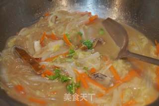 #信任之美#松茸白菜炖粉条的做法步骤:11