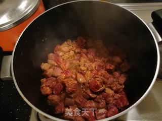 #信任之美# 胡萝卜烧牛肉的做法步骤:5