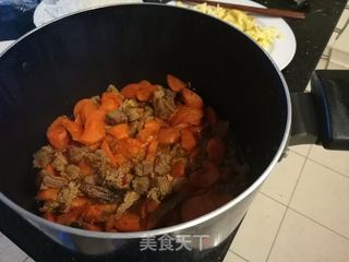#信任之美# 胡萝卜烧牛肉的做法步骤:9