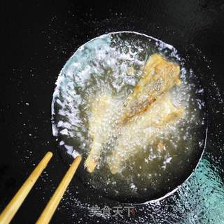香酥炸小黄鱼的做法步骤:6