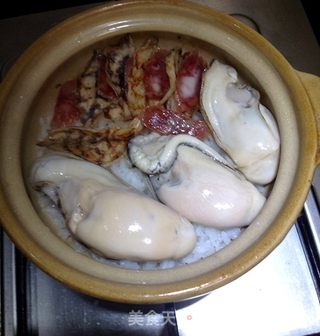 #信任之美#好吃到食神也流泪的，浓郁惹味，煲仔饭的做法步骤：8