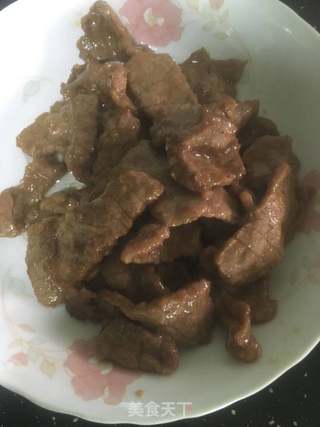 铁板牛肉的做法步骤:3