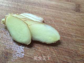 排骨萝卜汤的做法步骤:2