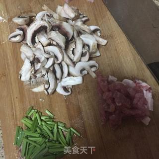 #信任之美#肉丝炒口蘑的做法步骤:2