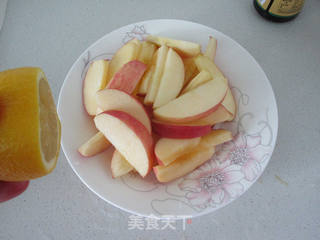 #信任之美#柠香苹果烤鸡腿的做法步骤:5