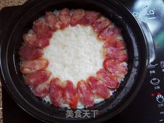 #信任之美#腊肠窝蛋煲仔饭的做法步骤:5
