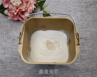 酸奶蔓越莓一键式吐司的做法步骤:2