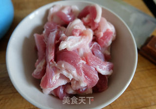 #信任之美#猪肉豆芽炖粉条的做法步骤:2