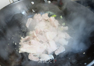 #信任之美#猪肉豆芽炖粉条的做法步骤:6