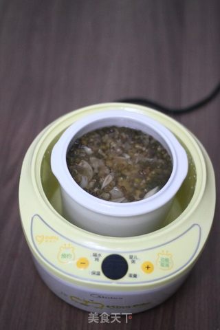 清热解毒的百合绿豆汤的做法步骤：5
