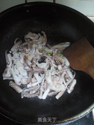 #信任之美#鱿鱼炒洋葱的做法步骤:5