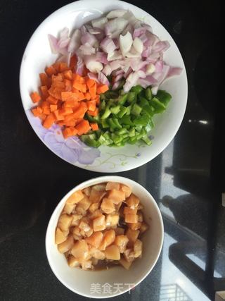 #信任之美#咖喱鸡丁炒饭的做法步骤:2