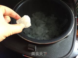 #信任之美#银耳木瓜美容羹的做法步骤:5