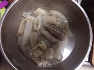自制肉皮冻的做法步骤:2