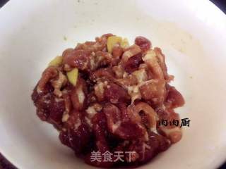 #信任之美#青瓜肉片炒蛋#肉肉厨#肉肉厨的做法步骤：3