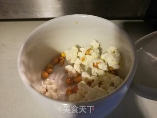#信任之美# 焦糖爆米花(零失败干炒焦糖微波炉爆花版)的做法步骤:3