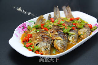 麻辣下饭小鲫鱼的做法步骤:6