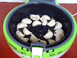 #信任之美#香菇猪肉煎饺的做法步骤：9