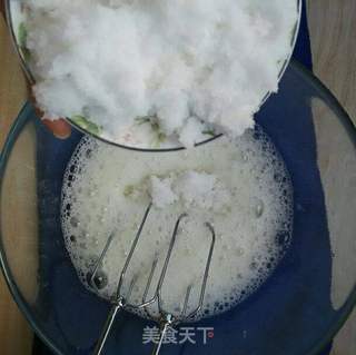 #信任之美#卡仕达奶油戚风杯的做法步骤:6