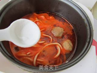 红果家菜谱之茄汁丸子面的做法步骤:5