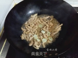 #信任之美#肉丝炒蕨菜的做法步骤:5