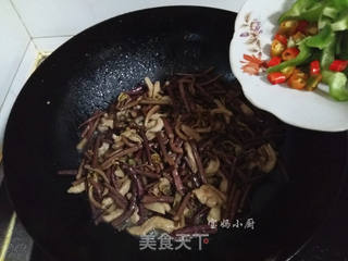 #信任之美#肉丝炒蕨菜的做法步骤:8