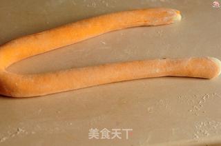 #信任之美#胡萝卜柳叶煎饺的做法步骤:12