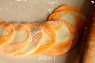 #信任之美#胡萝卜柳叶煎饺的做法步骤:14