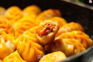 #信任之美#胡萝卜柳叶煎饺的做法步骤:22