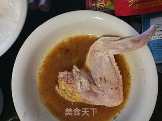 #信任之美# 烤箱版脆皮烤鸡翅的做法步骤：5