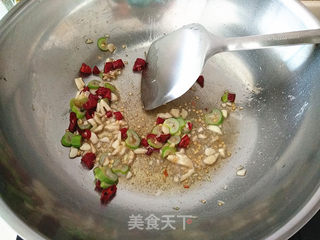 #信任之美#【尖椒肥肠】的做法步骤:4