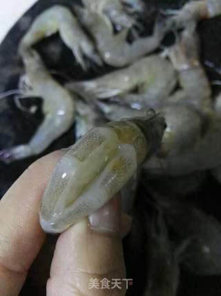 #信任之美#蒜蓉粉丝蒸虾的做法步骤:2