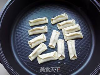 #信任之美#马蹄鲜肉锅贴的做法步骤:6