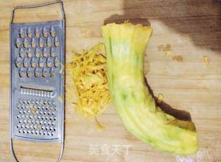南瓜肉末蒸饺的做法步骤:2