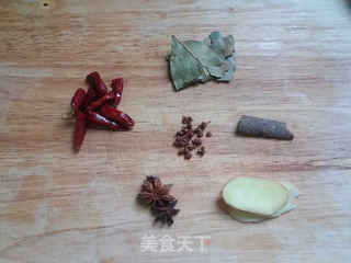 卤水大肠的做法步骤:7