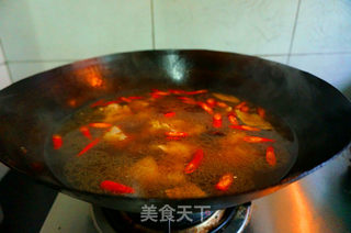 猪蹄儿焖黄豆的做法步骤:10