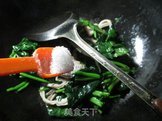 ＃信任之美＃猪肚炒菠菜的做法步骤：6