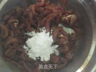 鱼香肉丝的做法步骤:2