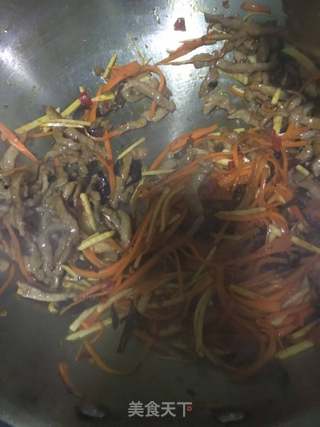 鱼香肉丝的做法步骤:10